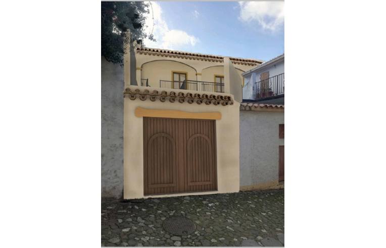 casa indipendente in vendita a Galtellì