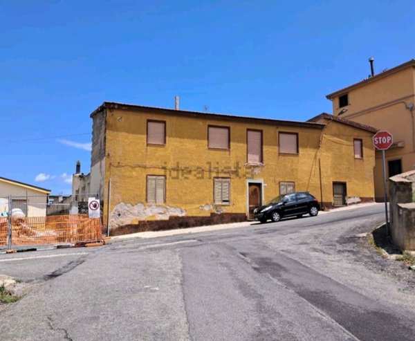 casa indipendente in vendita a Galtellì