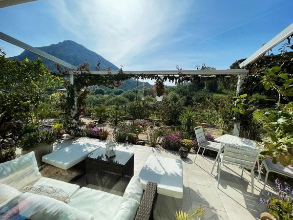 casa indipendente in vendita a Galtellì