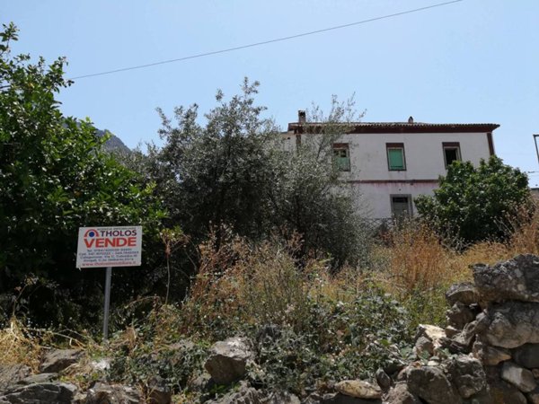casa indipendente in vendita a Galtellì
