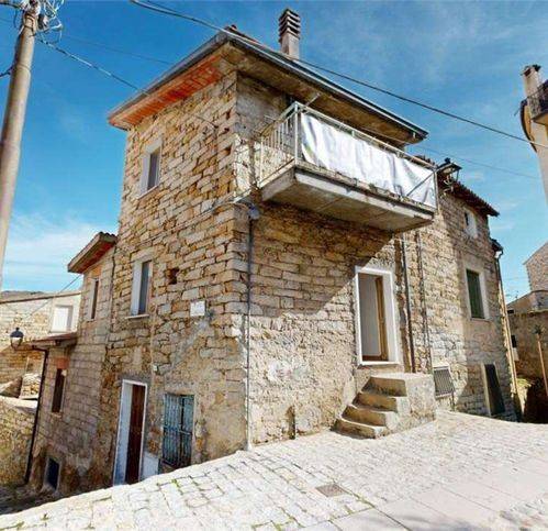 casa indipendente in vendita a Gavoi