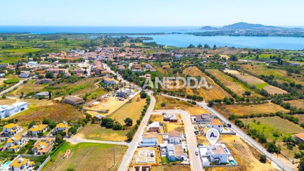 casa indipendente in vendita a Girasole