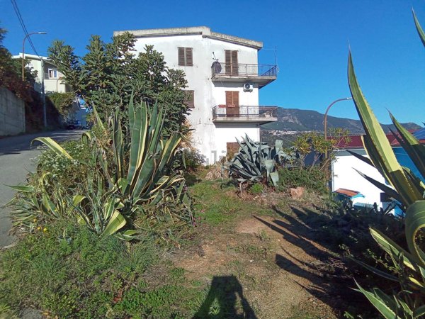 casa indipendente in vendita ad Ilbono