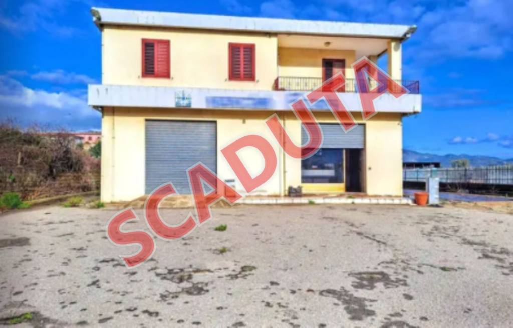 locale commerciale in vendita ad Irgoli