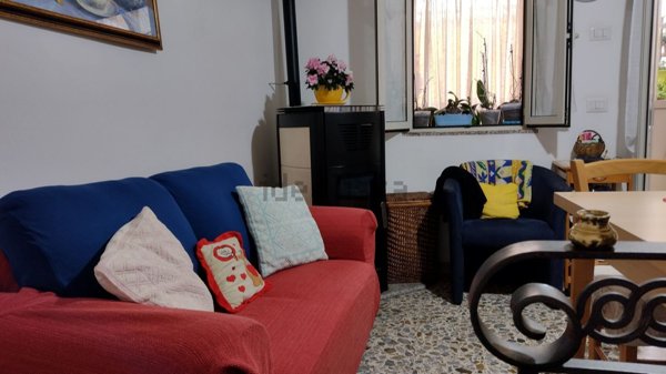 casa indipendente in vendita a Lanusei
