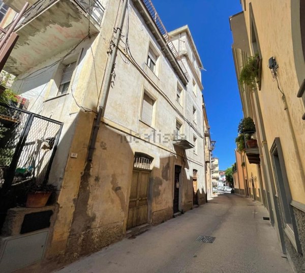 casa indipendente in vendita a Lanusei