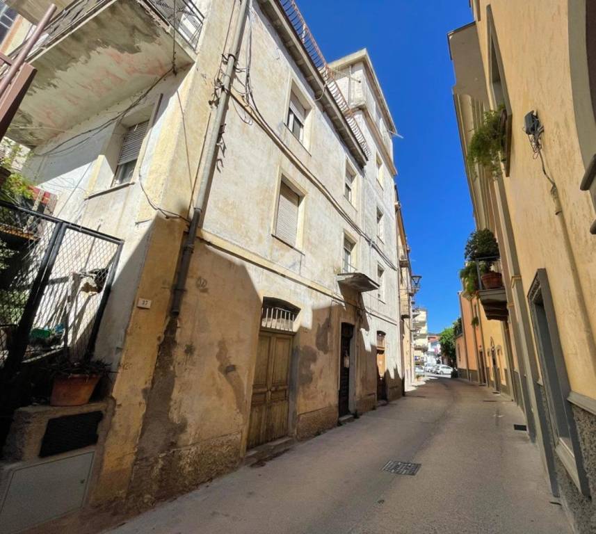 casa indipendente in vendita a Lanusei
