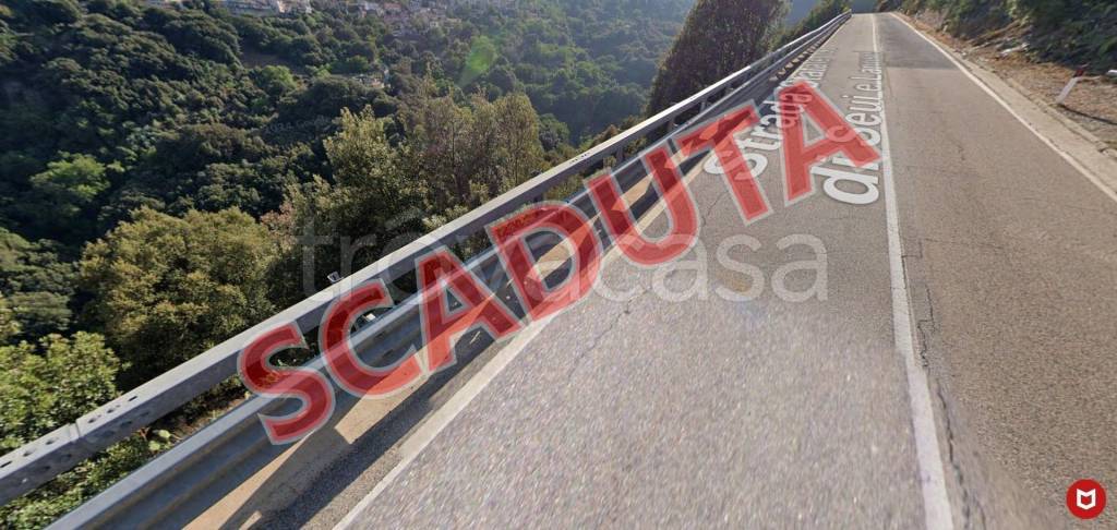 locale commerciale in vendita a Lanusei