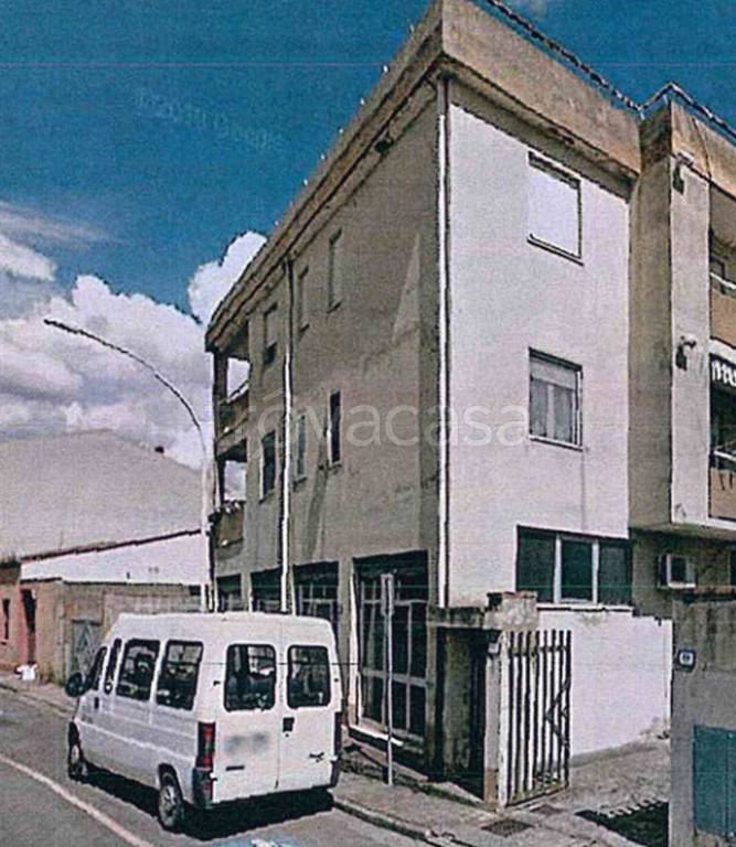 negozio in vendita a Lanusei