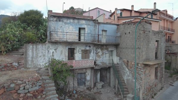 quadrivano in vendita a Loceri