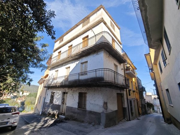 casa indipendente in vendita a Loceri