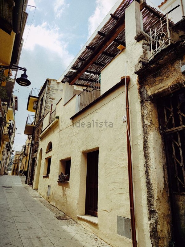 casa indipendente in vendita a Loceri