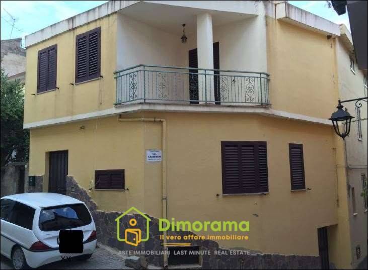 casa indipendente in vendita a Loceri