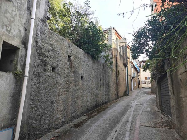 casa indipendente in vendita a Loceri
