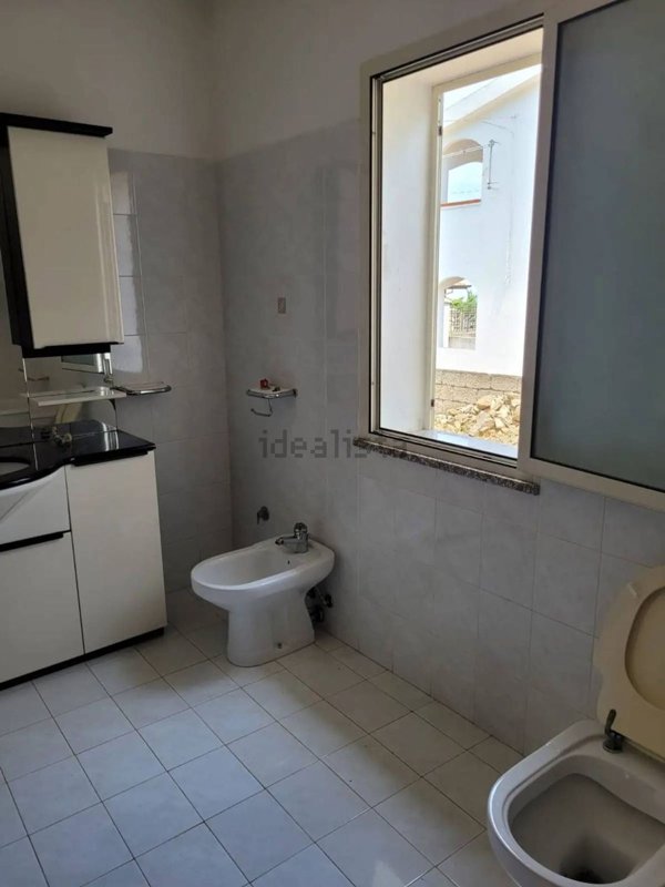 casa indipendente in vendita a Lodè in zona Sant'Anna