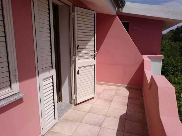 casa indipendente in vendita a Lodè in zona Sant'Anna