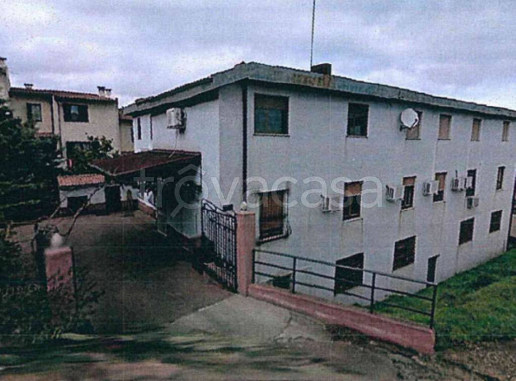 locale commerciale in vendita a Lotzorai