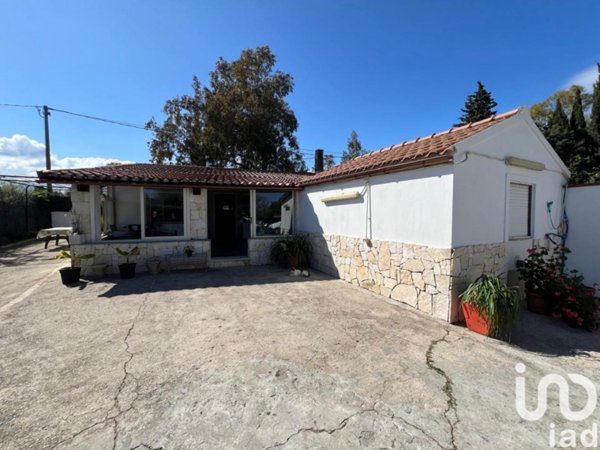 casa indipendente in vendita a Lotzorai