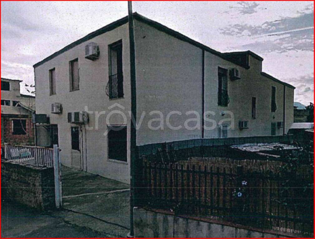 locale commerciale in vendita a Lotzorai