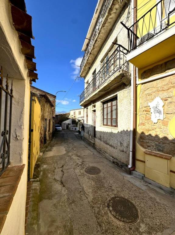 casa indipendente in vendita a Lotzorai