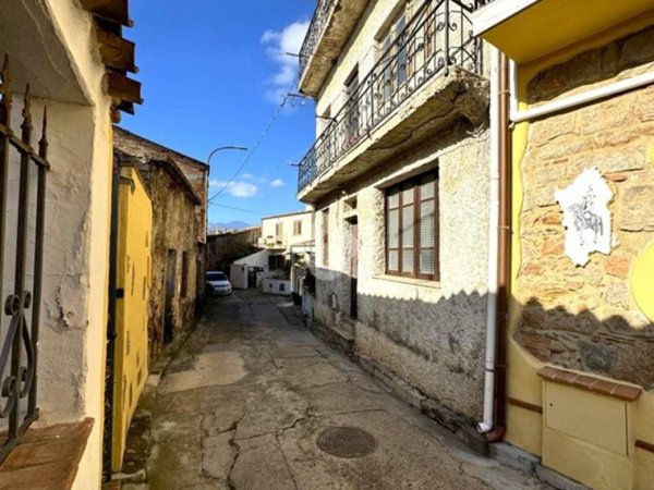 casa indipendente in vendita a Lotzorai