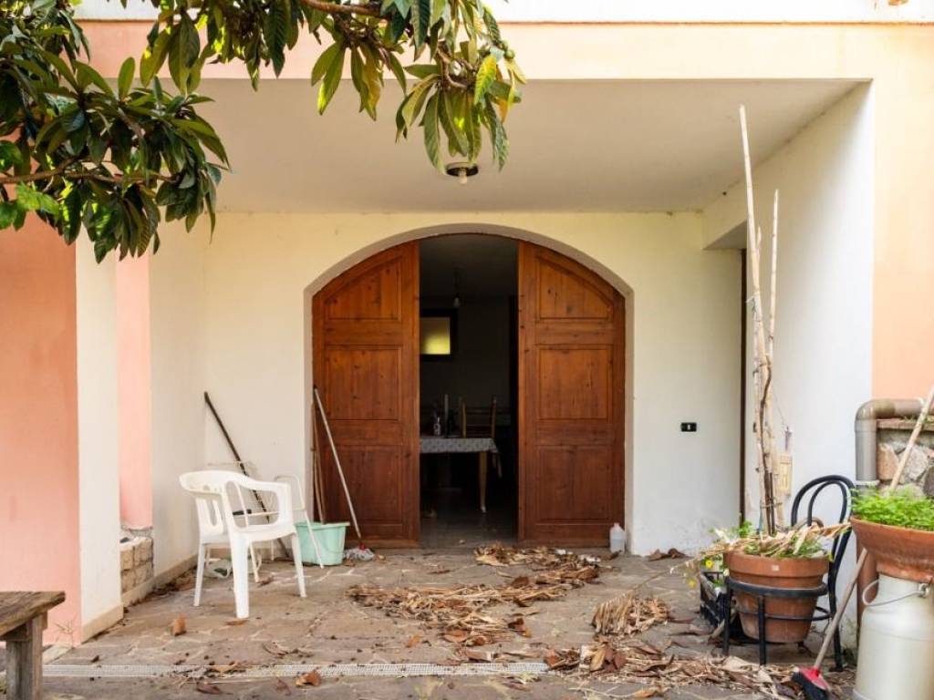 casa indipendente in vendita a Lotzorai