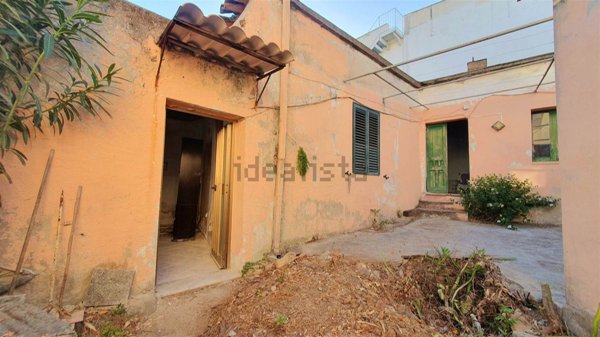casa indipendente in vendita a Lotzorai
