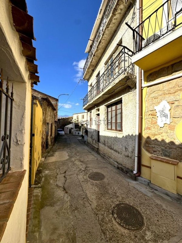 casa indipendente in vendita a Lotzorai