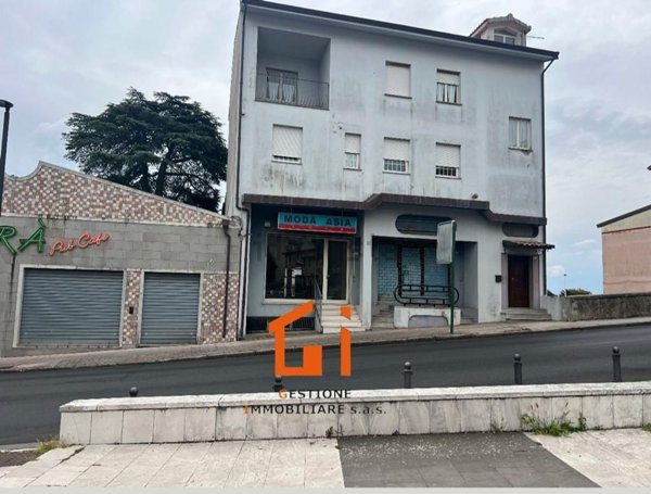locale commerciale in vendita a Macomer