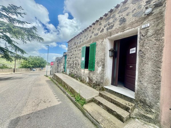casa indipendente in vendita a Macomer