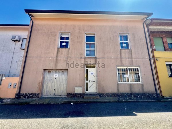 casa indipendente in vendita a Macomer