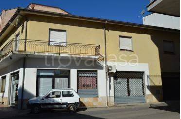 negozio in vendita a Macomer