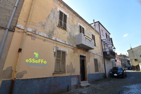 casa indipendente in vendita a Macomer