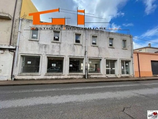 negozio in vendita a Macomer