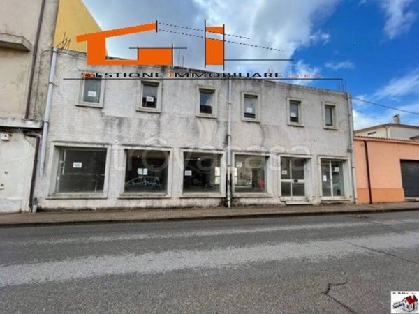 negozio in vendita a Macomer