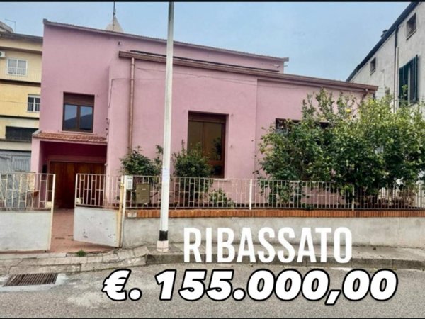 casa indipendente in vendita a Macomer