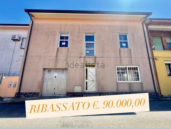 casa indipendente in vendita a Macomer