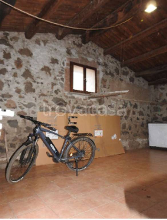 locale commerciale in vendita a Macomer