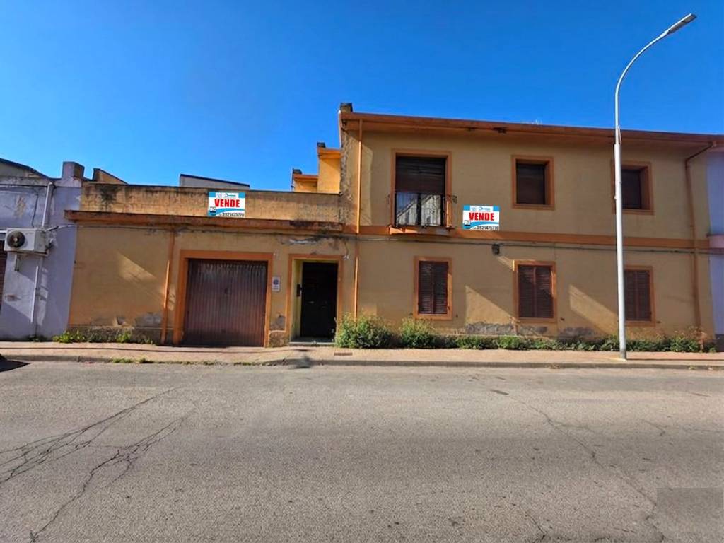 casa indipendente in vendita a Macomer