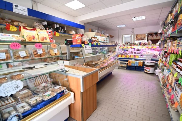 negozio in vendita a Macomer