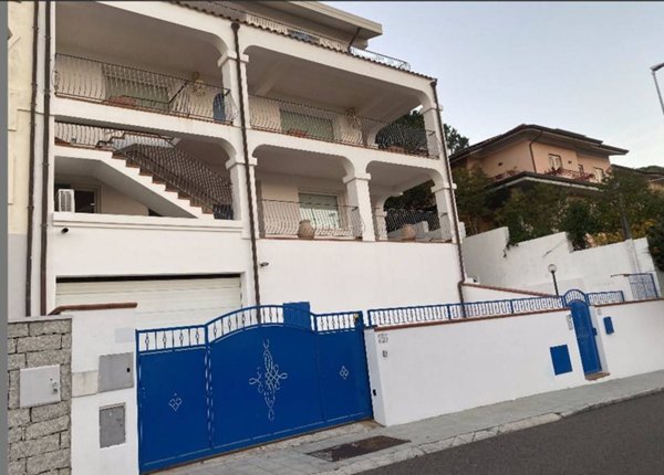 casa indipendente in vendita a Nuoro in zona Ospedale