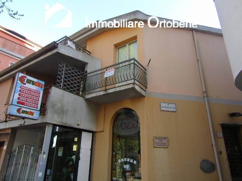 appartamento in vendita a Nuoro in zona Centro Storico