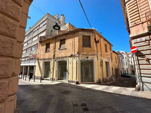 casa indipendente in vendita a Nuoro