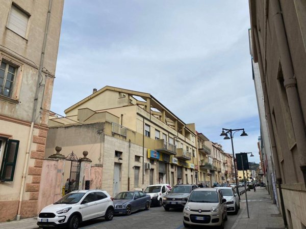 appartamento in vendita a Nuoro in zona Centro Storico