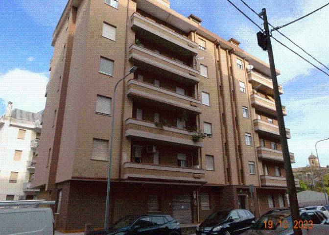 locale commerciale in vendita a Nuoro