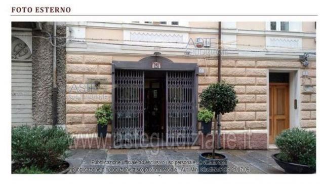 negozio in vendita a Nuoro in zona Centro Storico