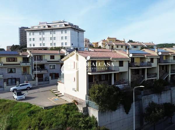 casa indipendente in vendita a Nuoro in zona Ospedale