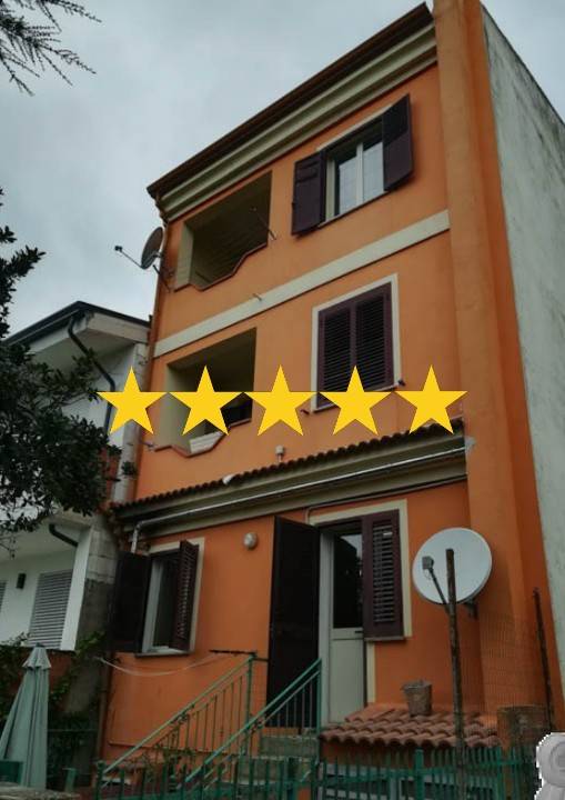 appartamento in vendita a Nuoro in zona Centro Storico