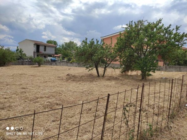 terreno edificabile in vendita a Nuoro in zona Città Giardino