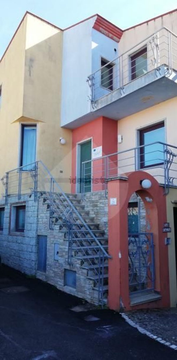 casa indipendente in vendita a Nuoro